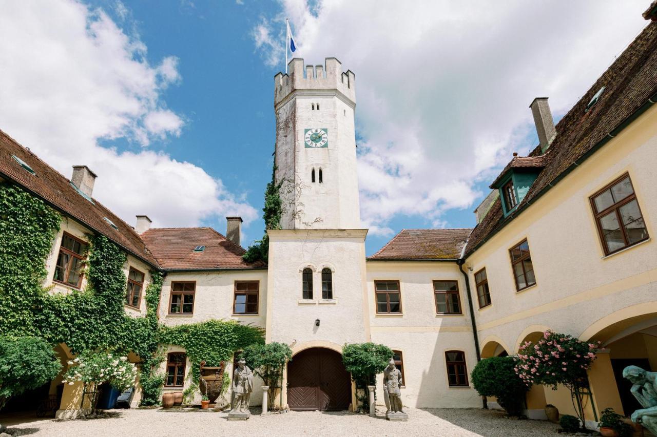Schlossgut Tunzenberg Mengkofen المظهر الخارجي الصورة